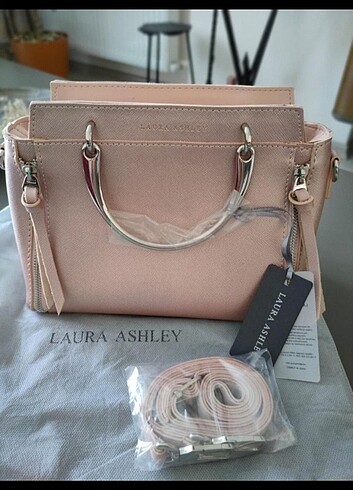Laura ashley kol çantası 
