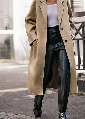 Zara astar detaylı yünlü kaban