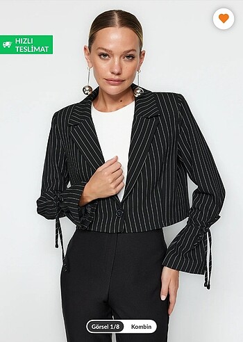 Crop blazer