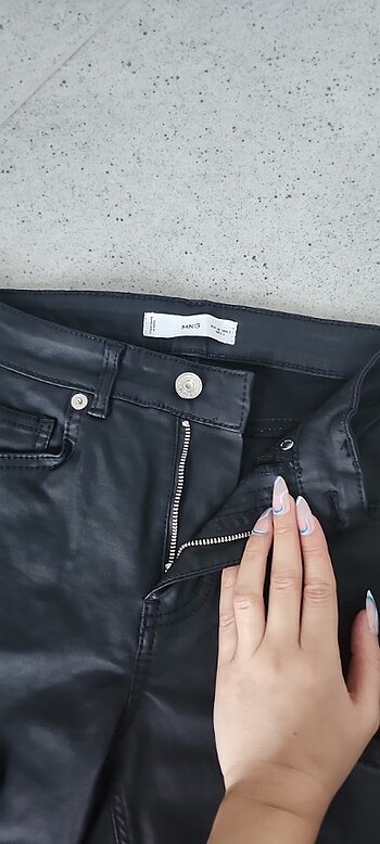 Zara Zara suni deri görünümlü pantolon 34 beden 