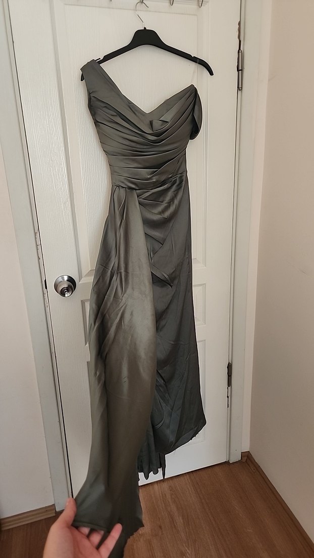 Haki Drapeli Uzun Straplez Abiye Elbise - Görsel 3