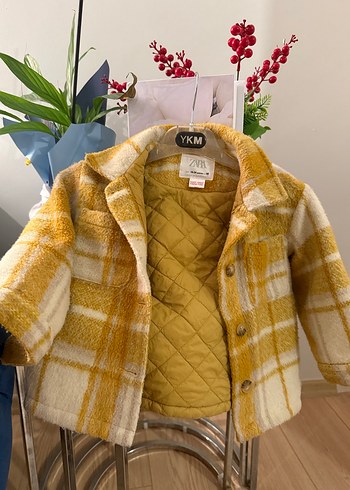 Sarı Ekoseli Yünlü Çocuk Kaban - Görsel 4