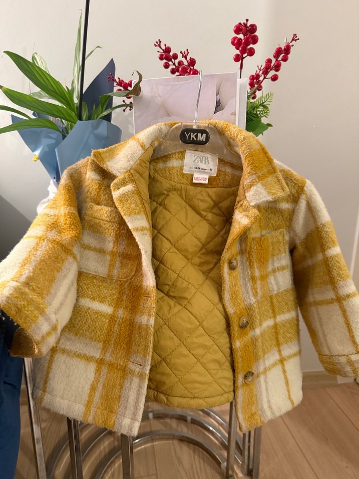 Sarı Ekoseli Yünlü Çocuk Kaban - Görsel 4