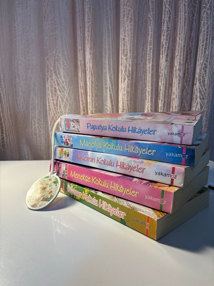 Yasemin Kokulu Hikayeler - Kokulu Kitap - Görsel 2