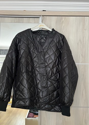 Düğmeli Siyah Midi Kadın Ceket