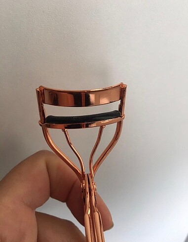  Beden Renk Silikonlu kirpik kıvırıcı