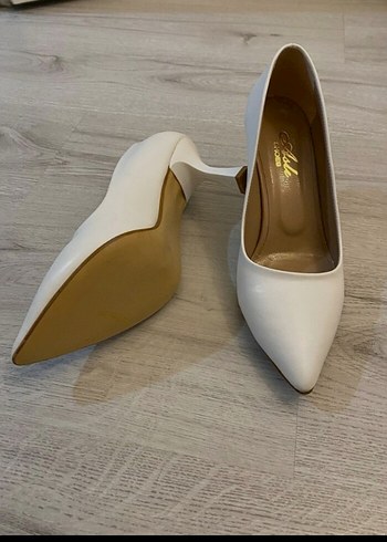 Diğer Diger Beyaz Stiletto Kadın Topuklu Ayakkabı