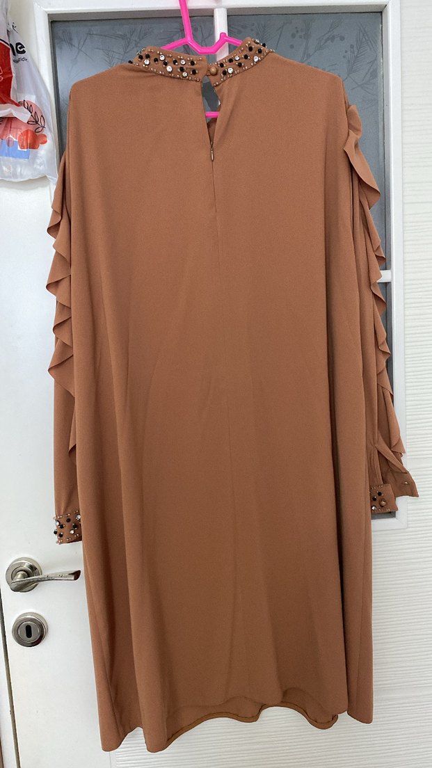 Kahverengi Uzun Kollu Fırfırlı Tunik - Görsel 3