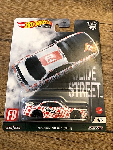 Hot wheels premium nissan silvia
