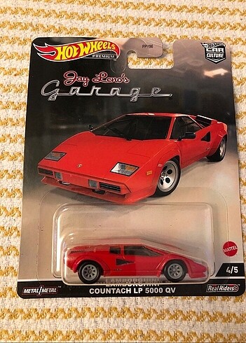 Hot wheels lamborghini countach lp 5000 qv