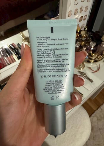 Estée Lauder DayWear SPF15 Çok Koruyucu BB Krem - Görsel 4