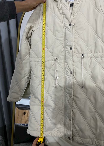 Bej Düğmeli Kadın Midi Mont - Görsel 3