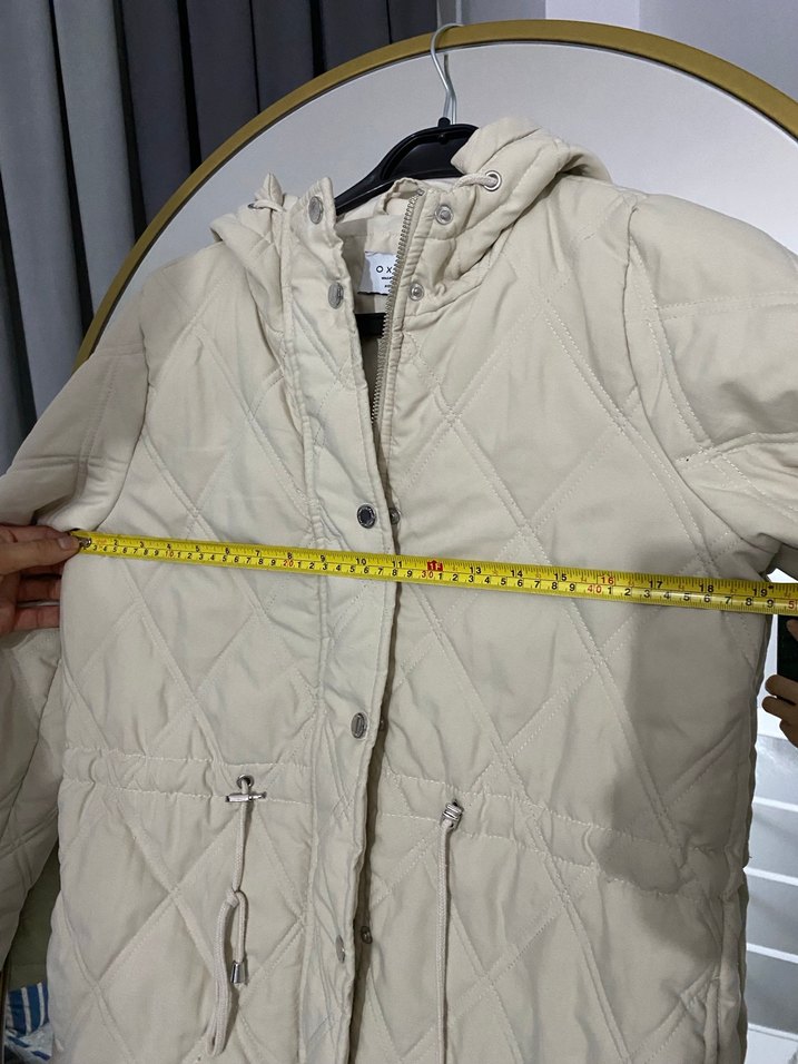 Bej Düğmeli Kadın Midi Mont - Görsel 4