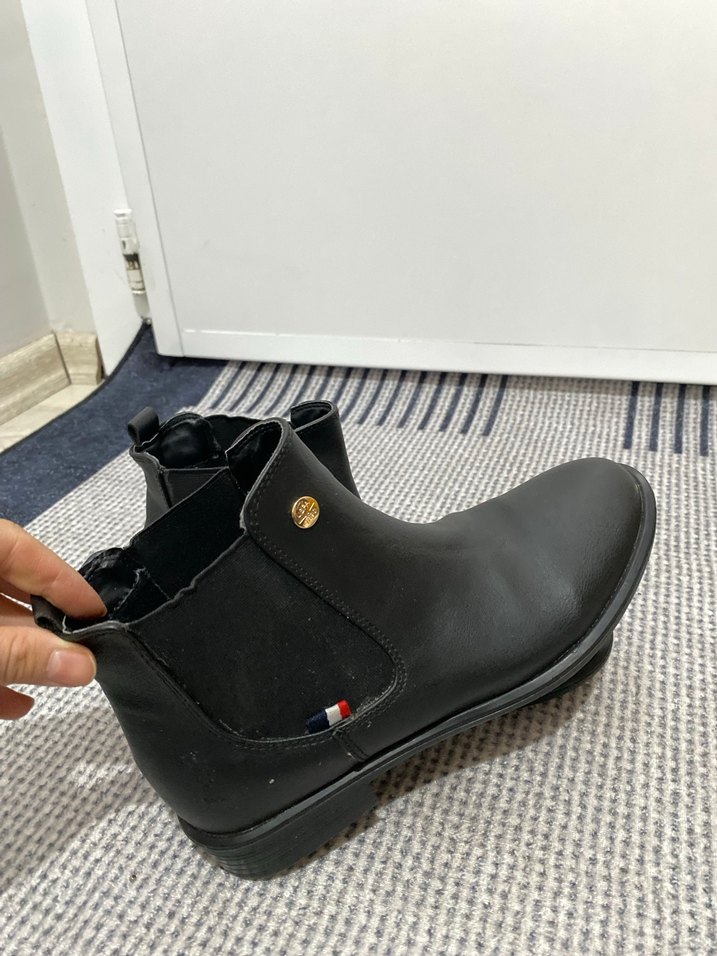 Siyah Deri Kadın Bot, Tokalı, Küt Topuklu - Görsel 2