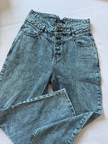 Gri jeans