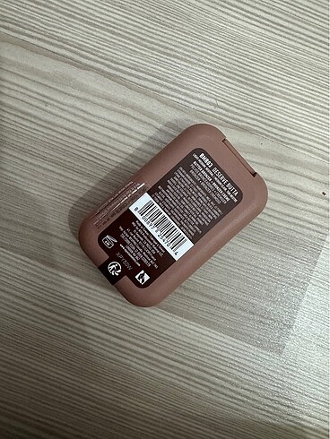 Beden Nyx bronzer 03