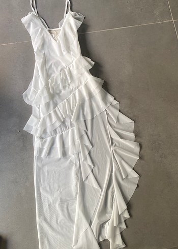 Fashion Angel Volanlı Beyaz Uzun askılı Elbise