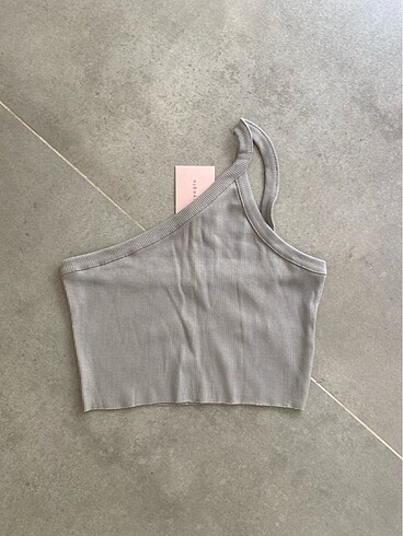 Beyoğlu Butik CROP GRİ