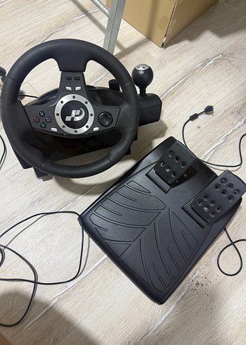 Siyah Oyun Direksiyonu ve Pedal Seti