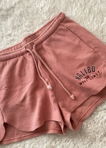 Pembe Mini Şort - Rahat Kesim
