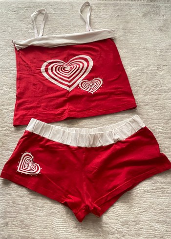 Kırmızı Mini Desenli Kadın Pijama Takımı y2k