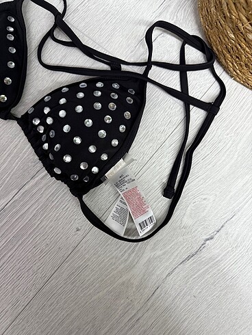 LC Waikiki taşlı bikini üstü