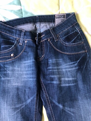 29 Beden brocat jean