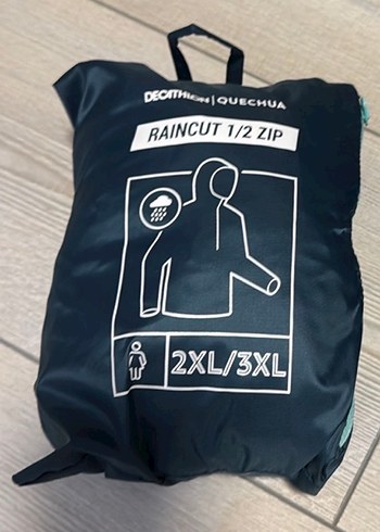 Decathlon Quechua Kadın Yağmurluk - Su Geçirmez, Düğmeli - Görsel 2