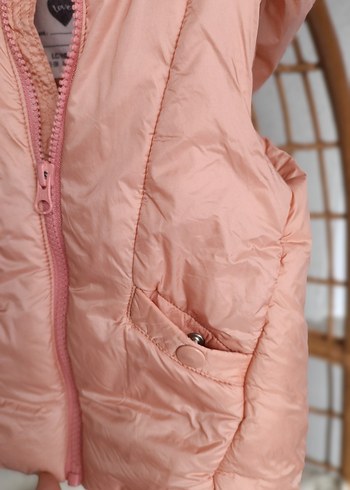 Kız Çocuk Kapüşonlu Pembe Fermuarlı Yelek - Görsel 2