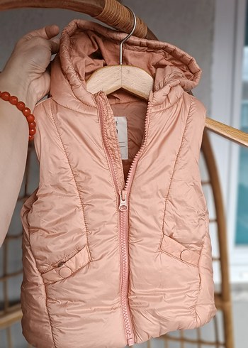Kız Çocuk Kapüşonlu Pembe Fermuarlı Yelek - Görsel 3
