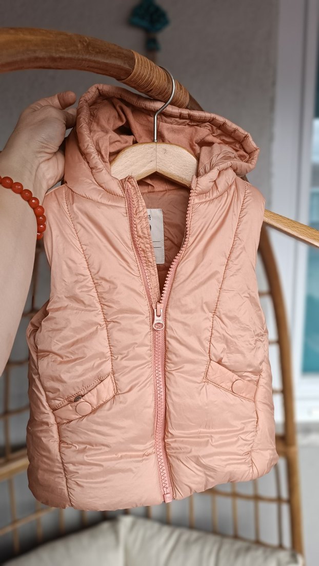 Kız Çocuk Kapüşonlu Pembe Fermuarlı Yelek - Görsel 3