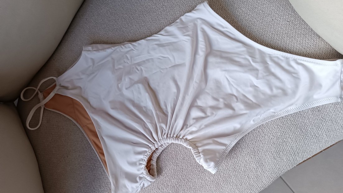 Beyaz İnce Askılı Kadın Mayo - Görsel 3