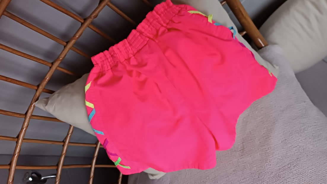 Düğmeli Pembe Kız Şortu - Görsel 4