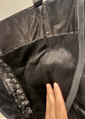 Siyah Deri ipli bağlamalı Kadın Çizme - Görsel 5