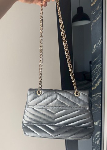Gri Deri Zincir Detaylı Kadın Çanta - Görsel 2