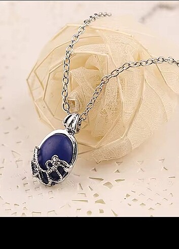 Beden katherine pierce the vampire diaries kolye...yeni ilan açtırınız