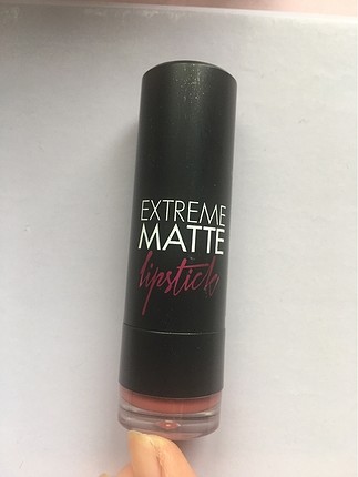 Flormar Extreme Matte Ruj