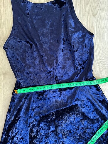 H&M H&M kadife mini elbise