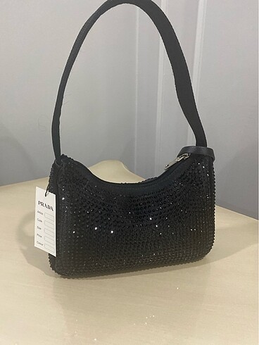 Prada Çanta