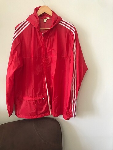 Adidas yağmurluk