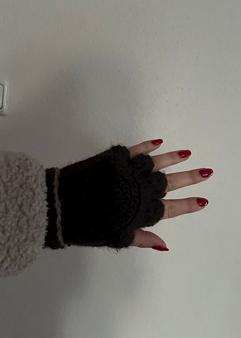 Kahverengi Örgü Parmaksız Kadın Eldiven - Görsel 4