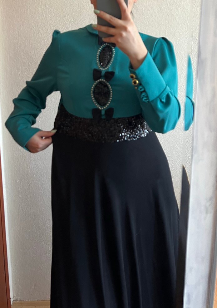 Düğmeli Turkuaz Yakalı Uzun Kollu Elbise - Görsel 2