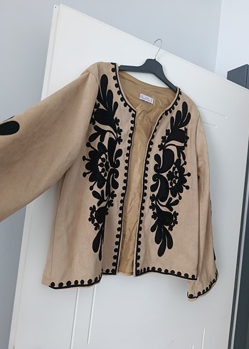 Esra keküllüoğlu Nakışlı Süet Kadın Ceket - Görsel 2