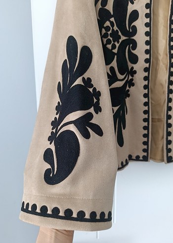 Esra keküllüoğlu Nakışlı Süet Kadın Ceket - Görsel 3