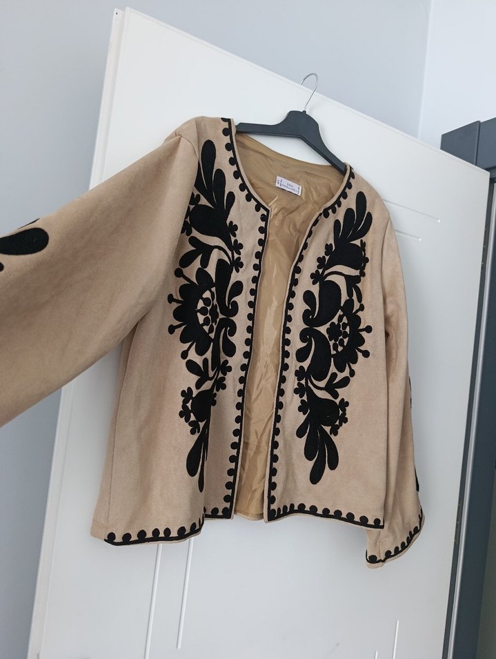 Esra keküllüoğlu Nakışlı Süet Kadın Ceket - Görsel 2