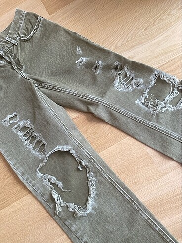 32 Beden haki Renk #pullandbear #yırtıkpantolon