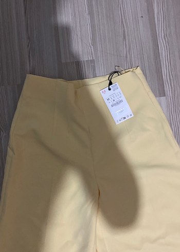 Zara Sarı Midi Kumaş Kadın Pantolon
