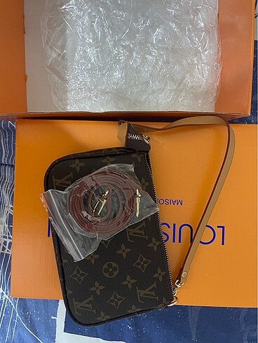 LOUIS VUITTON ÇANTA