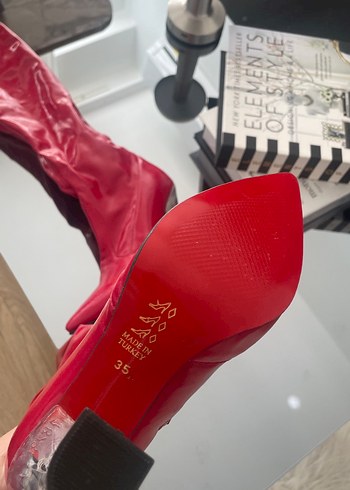 Kırmızı Parlak Stiletto Dizüstü Çizme - Görsel 3