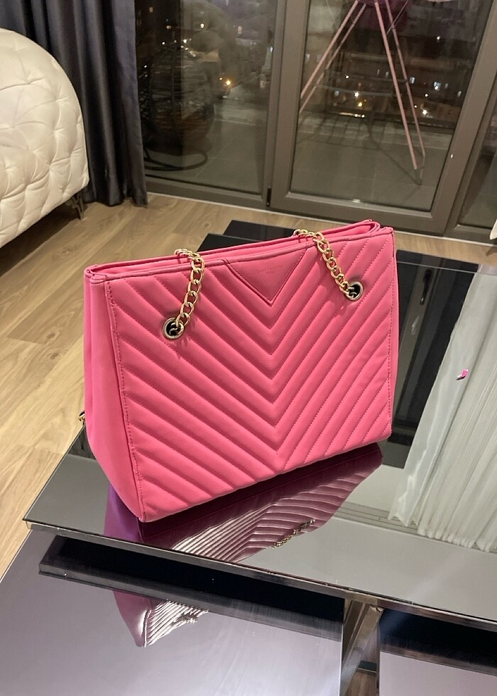 PEMBE ÇANTA - Görsel 2